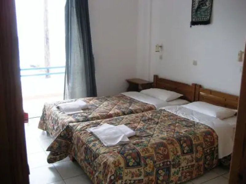 Haris Studios & Apartments