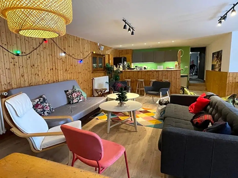 Freeride Hostel & Bar lounge