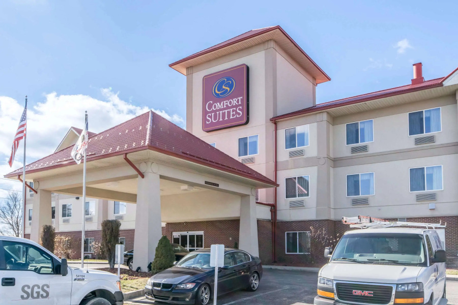 Comfort Suites