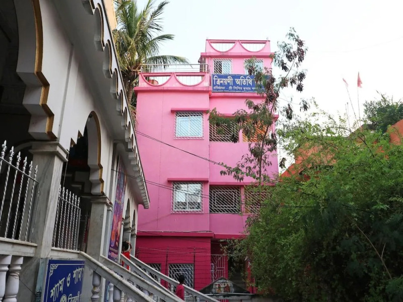 OYO 16609 Trinayani Guest House