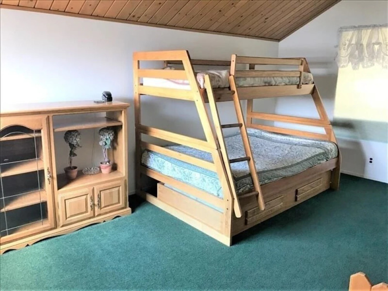 Yellowstone V011 by RedAwning