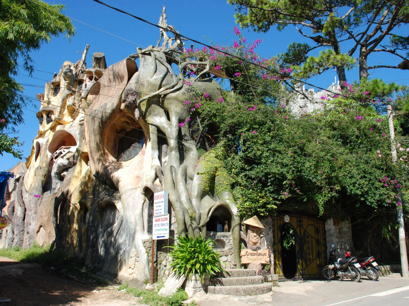 Crazy House