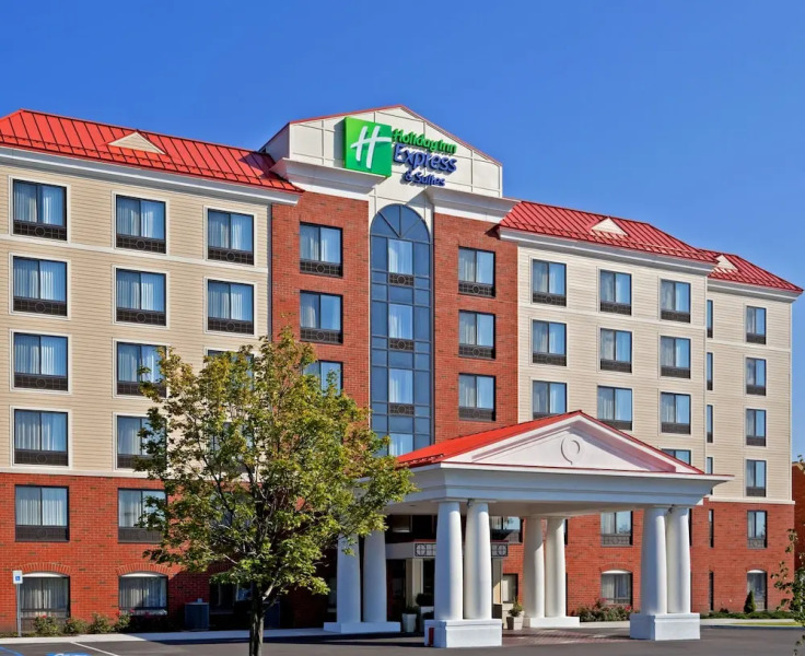 Holiday Inn Express Hotel & Suites Latham