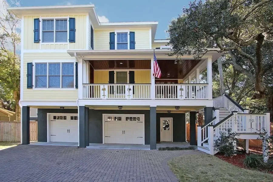 2602 Hartnett Boulevard