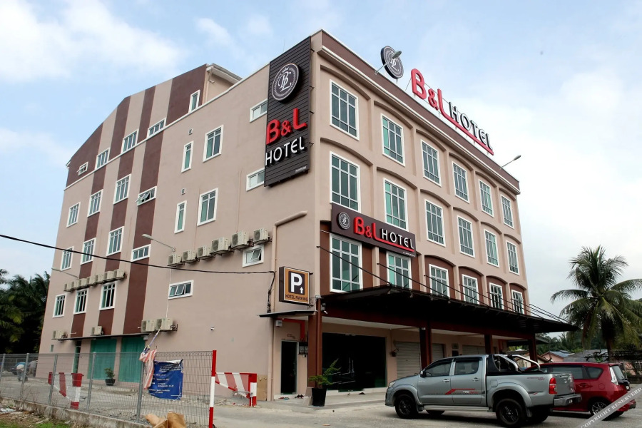 B&L Hotel by Oyo Rooms