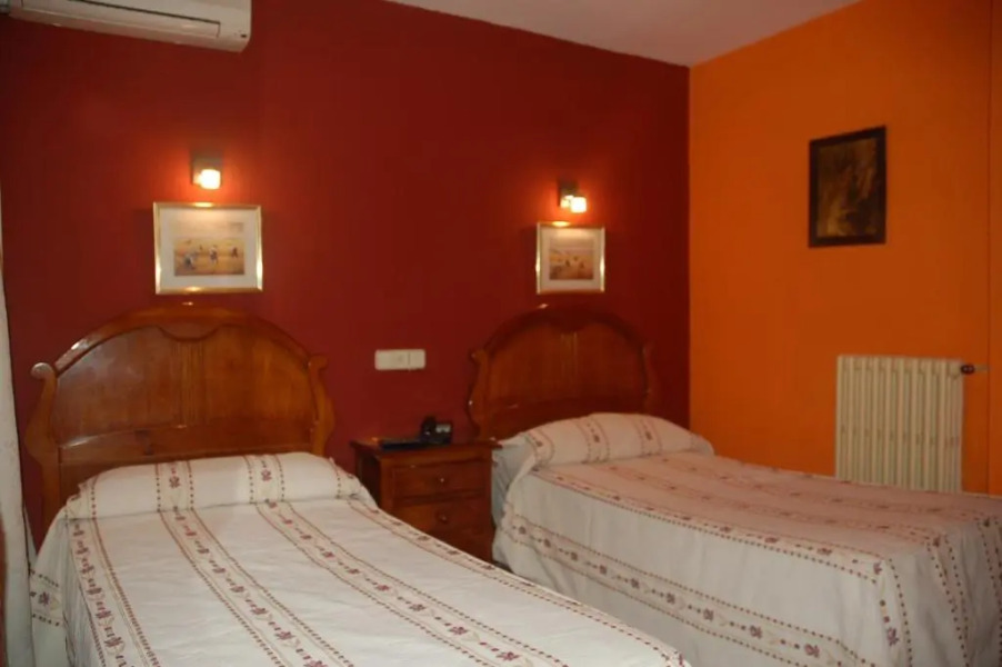 Hostal Residencia Castilla