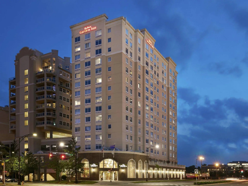 Courtyard by Marriott Charlotte City Center