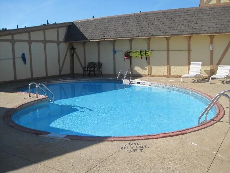 Kensington Inn - Howell