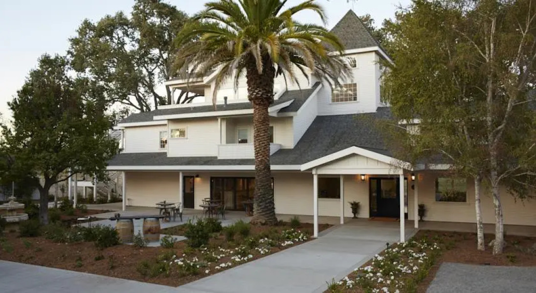 SummerWood Winery & Inn