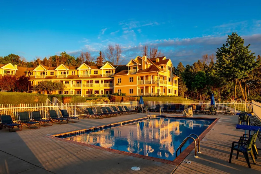 Westwood Shores Waterfront Resort