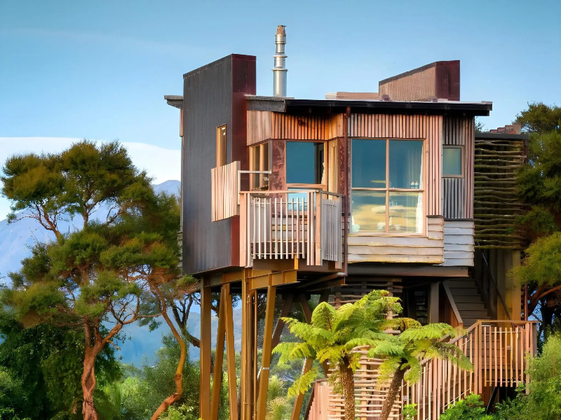 Hapuku Lodge & Tree Houses