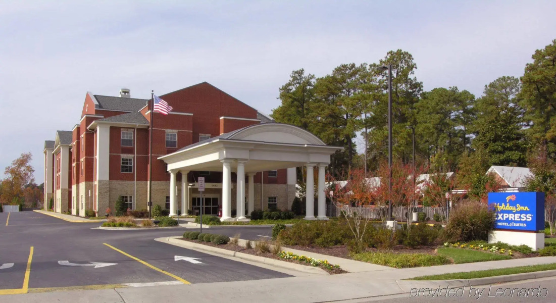 Holiday Inn Express & Suites Williamsburg by IHG