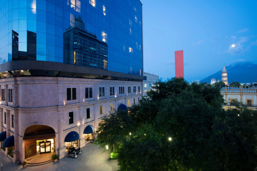 Krystal Urban Cancun & Beach Club