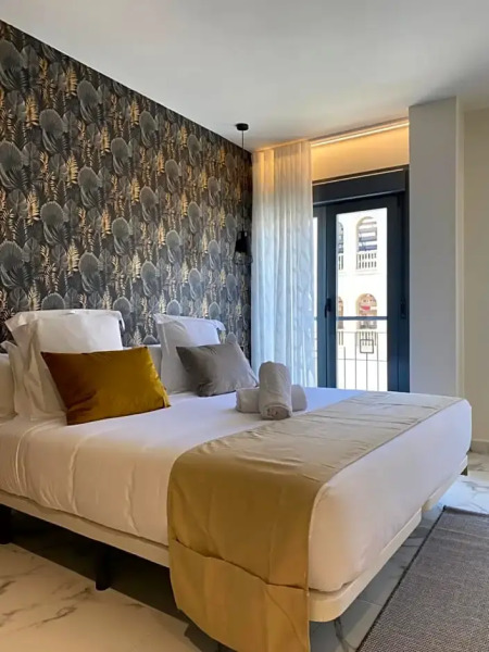 Reina Victoria La Plaza