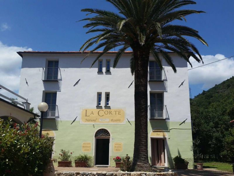 La Corte Natural Resort