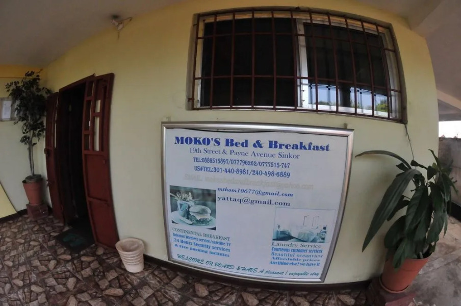Mokos Bed & Breakfast