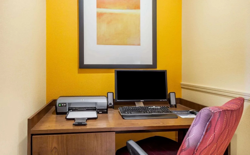 Microtel Inn & Suites by Wyndham Verona