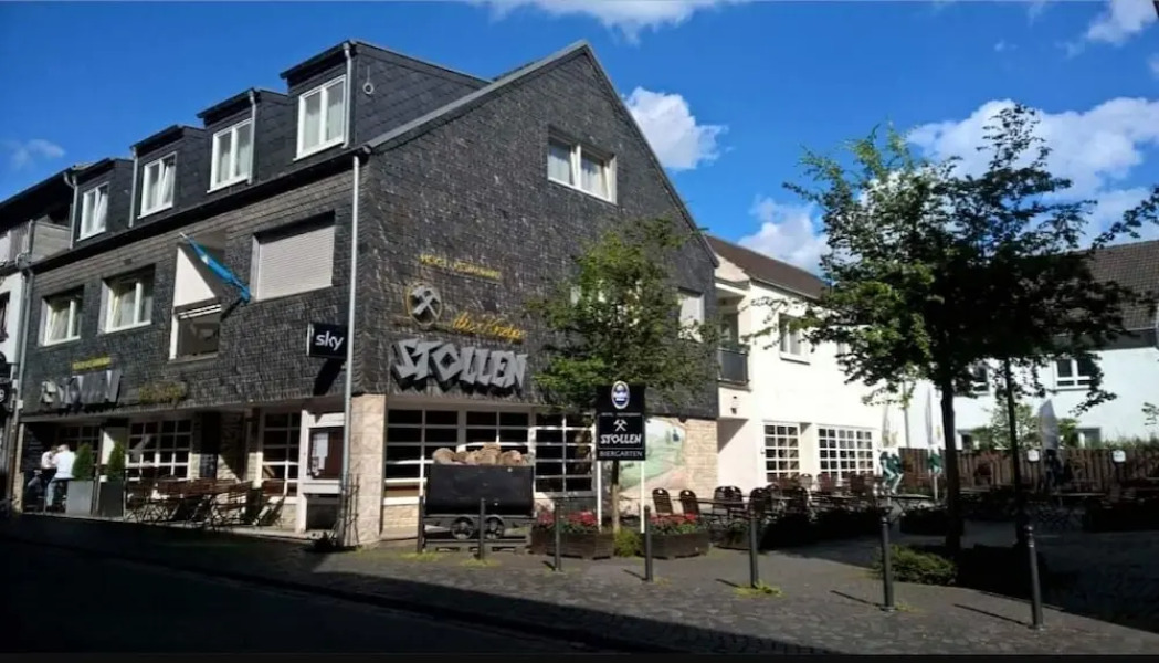 Stollen Hotel & Restaurant