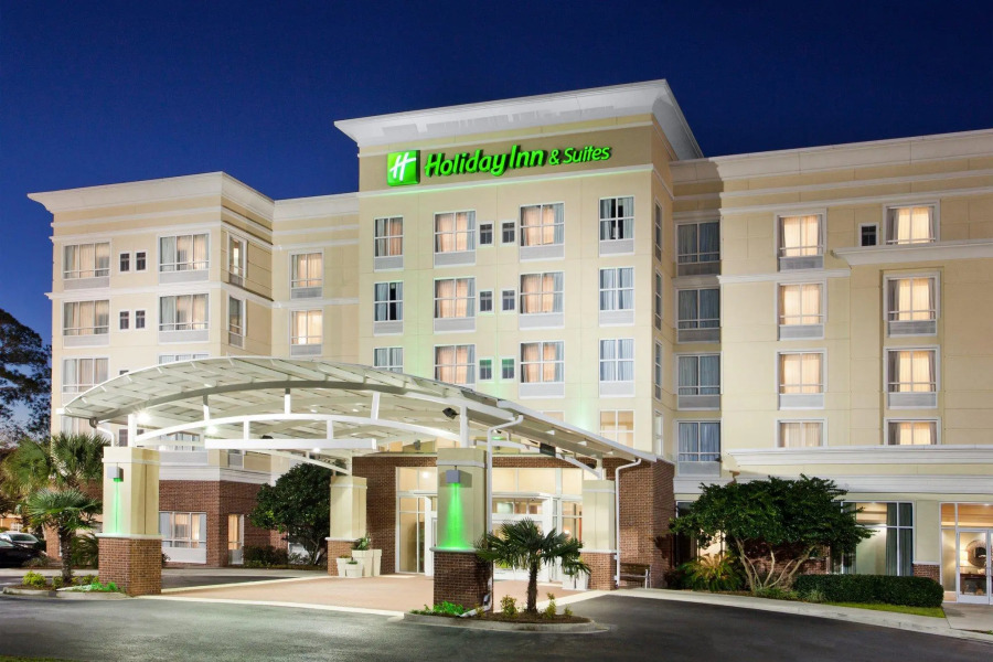 DoubleTree by Hilton Brunswick