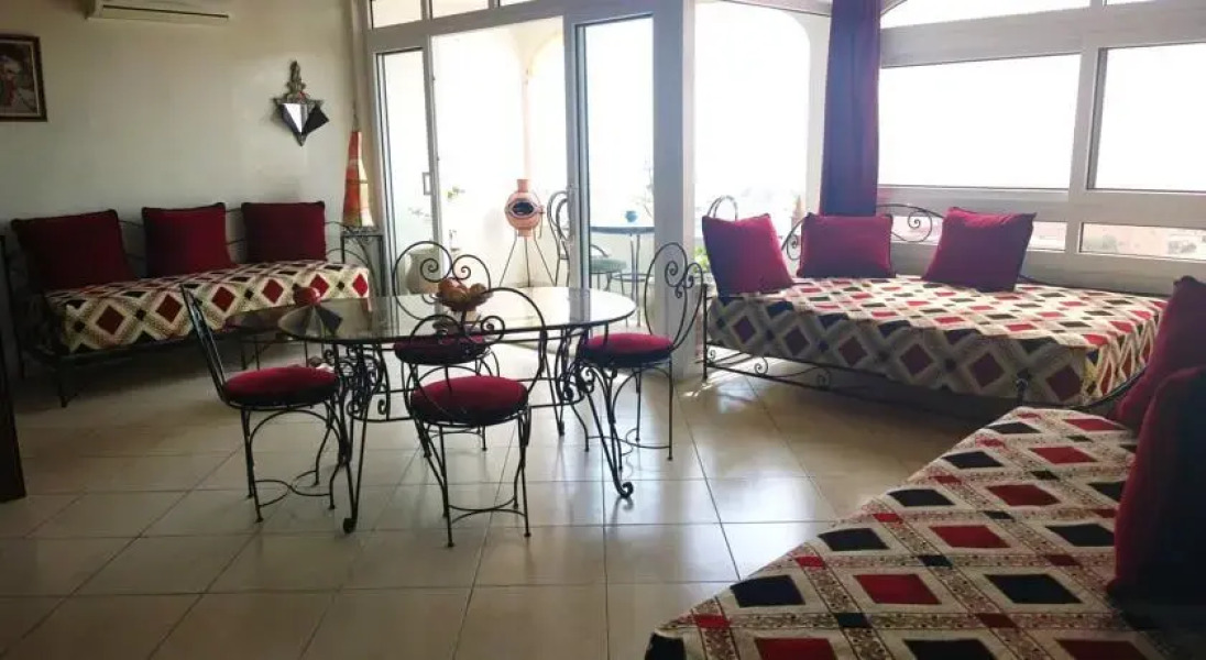 Luxury and Charm Apartment