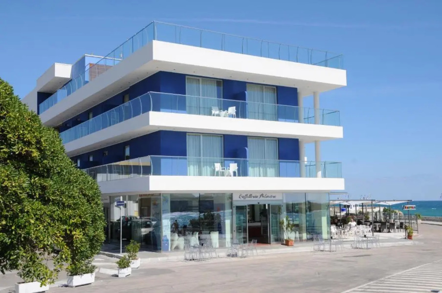 Hotel Belvedere, Torre Dell'Orso