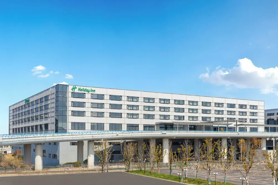 Holiday Inn Shanghai Pudong Airport by IHG