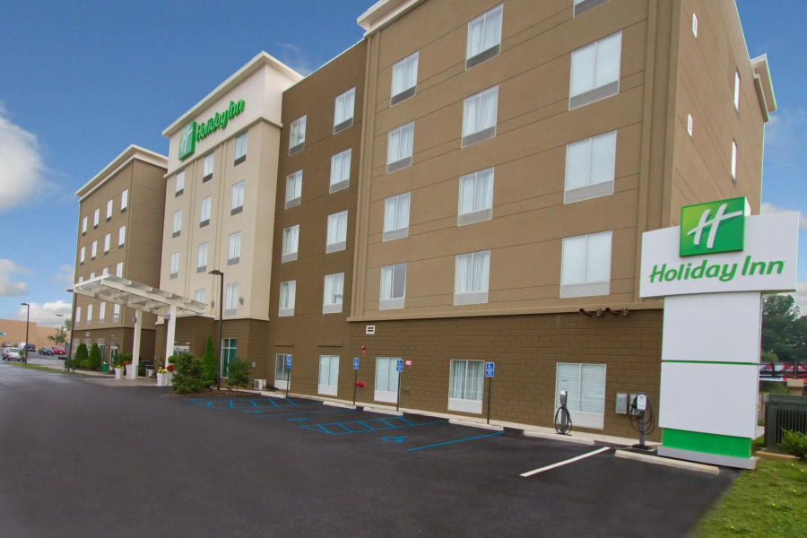 Holiday Inn Christiansburg Blacksburg by IHG