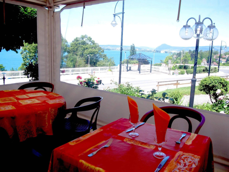 Les Acacias Bellevue