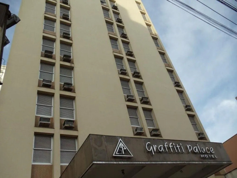 Graffiti Palace Hotel