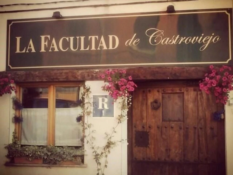 Casa rural La Facultad de Castroviejo