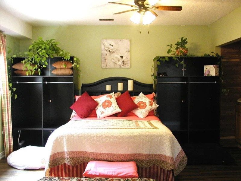 Dogs Are Welcome Studio Suite