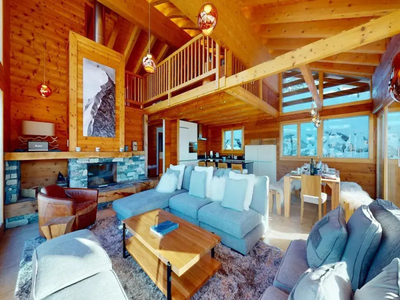 Egg Sauna & Luxury Chalet 16 Pers