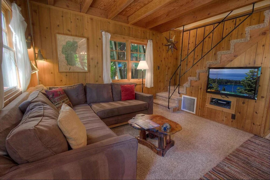 Hudsons Hideaway by Lake Tahoe Accommodations
