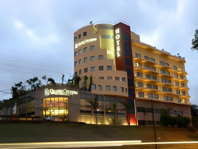 Grand Crucero Hotel
