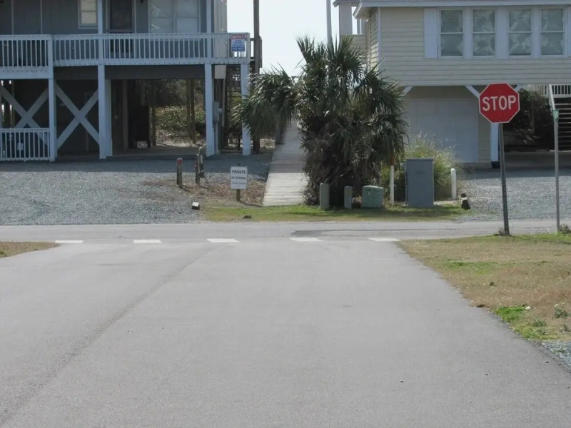 Pirate's Den 3 Bedroom Home by RedAwning