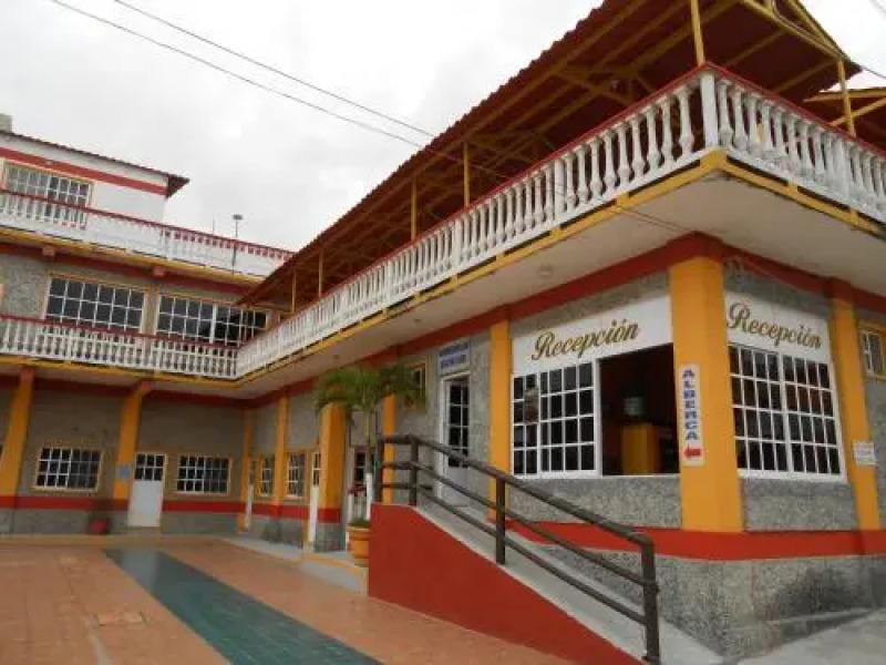 Hotel y Bungalows Monteverde