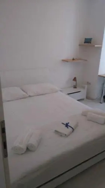 Apartment in Sv. Filip i Jakov 8187