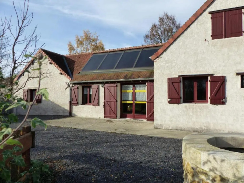 Gîte Dompierre-sur-Besbre, 4 pièces, 6 personnes - FR-1-489-51