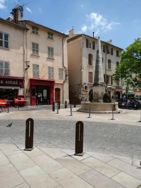 Charmant T2 dans le vieux centre de La Valette du Var