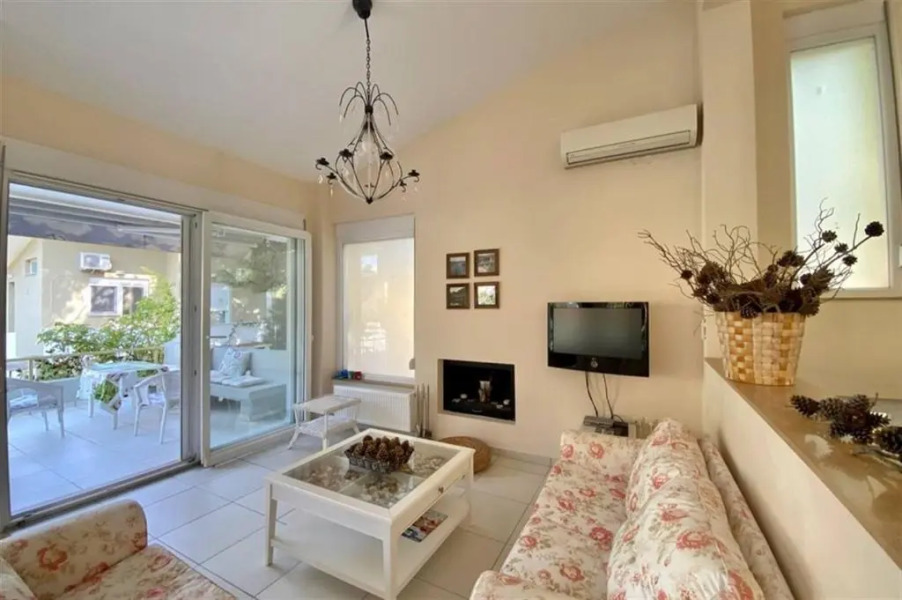 Helios Villa Sea Front - 3 bedrooms 7 guests