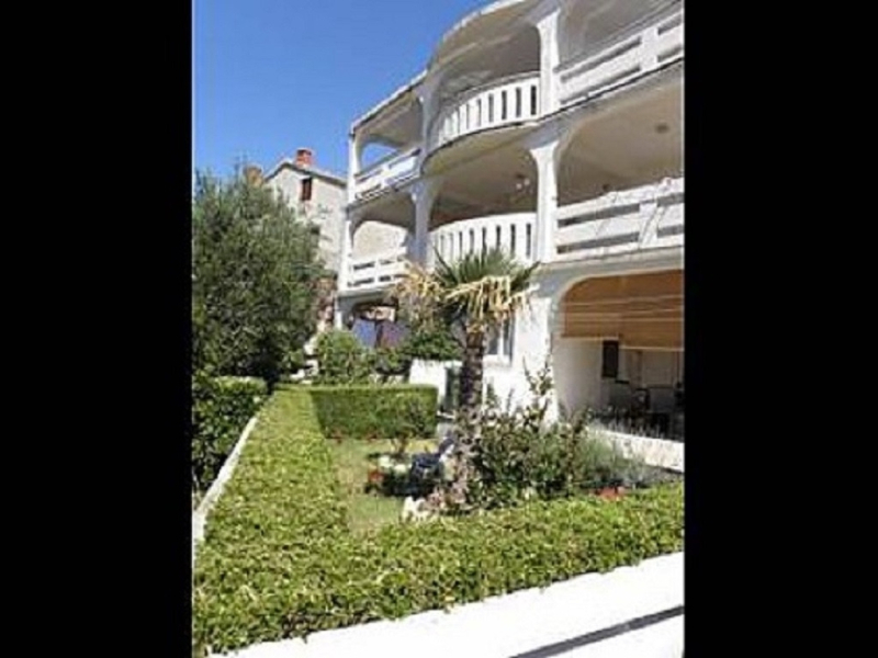 Apartment Antony - free grill: A2 Novalja, Island Pag