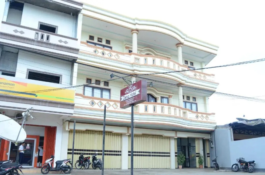 Dena Hotel