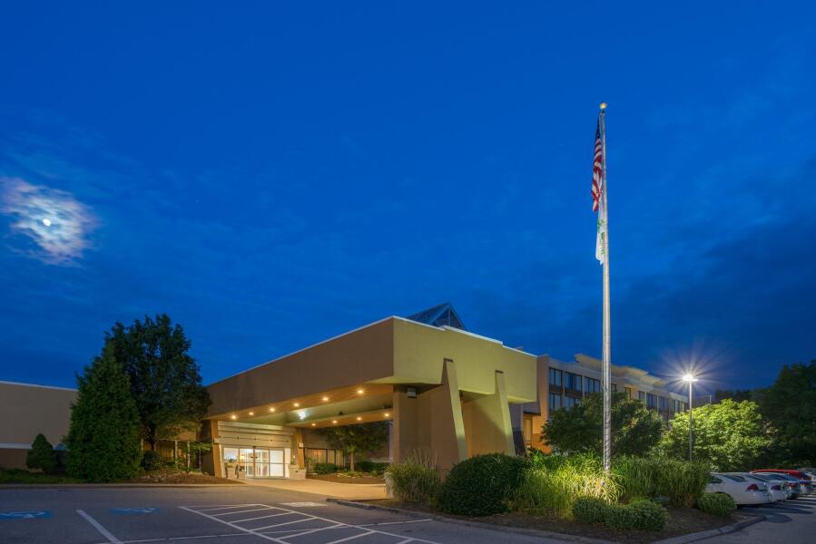 Holiday Inn Harrisburg - Hershey Area, I-81 by IHG