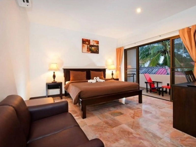 Kamala Beachfront Apartment