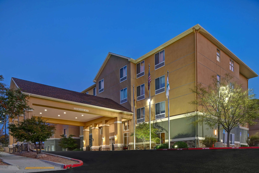 Homewood Suites by Hilton Albuquerque Airport
