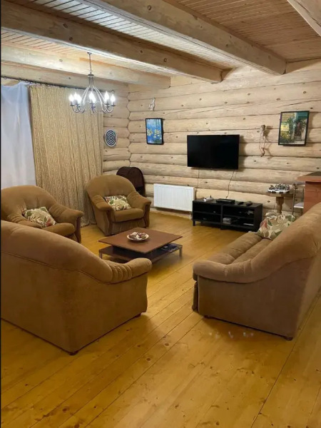 Дом на озере