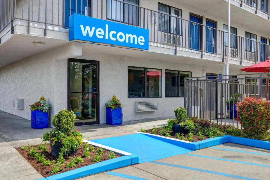 Motel 6 Kirkland, WA - North Kirkland