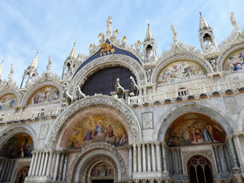 Chalet in Veneto Near Dolomites Ski Slopes