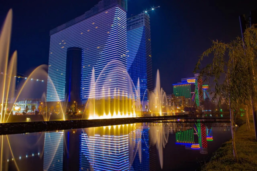 Апартаменты Orbi City