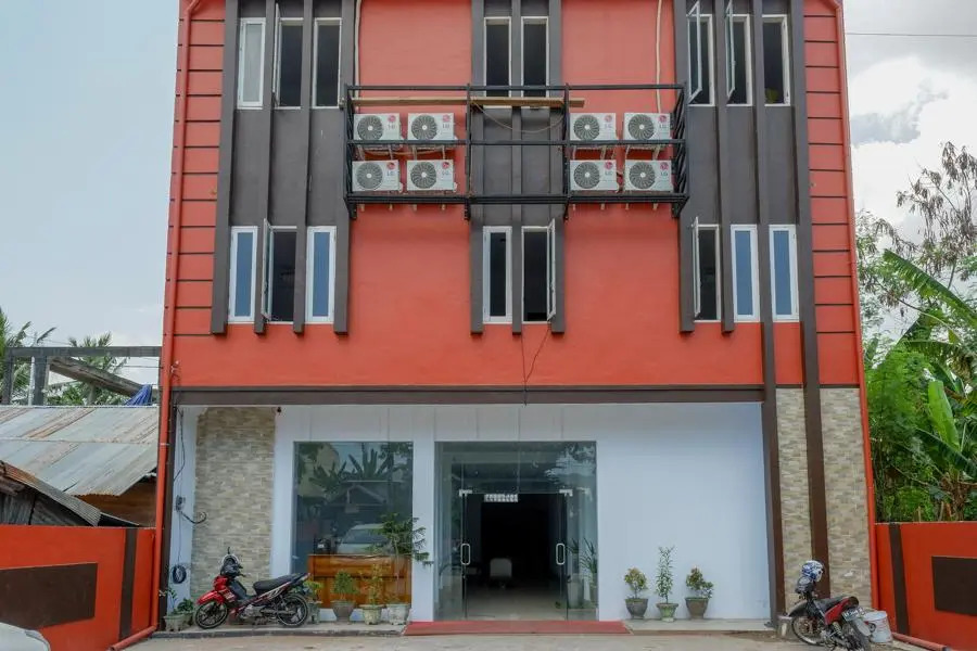 RedDoorz near Taman Kota Kendari